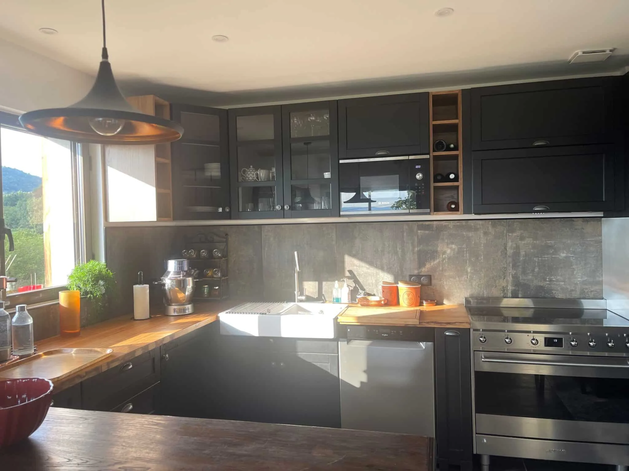 Rénovation complète et création de mezzanines à Coublevie